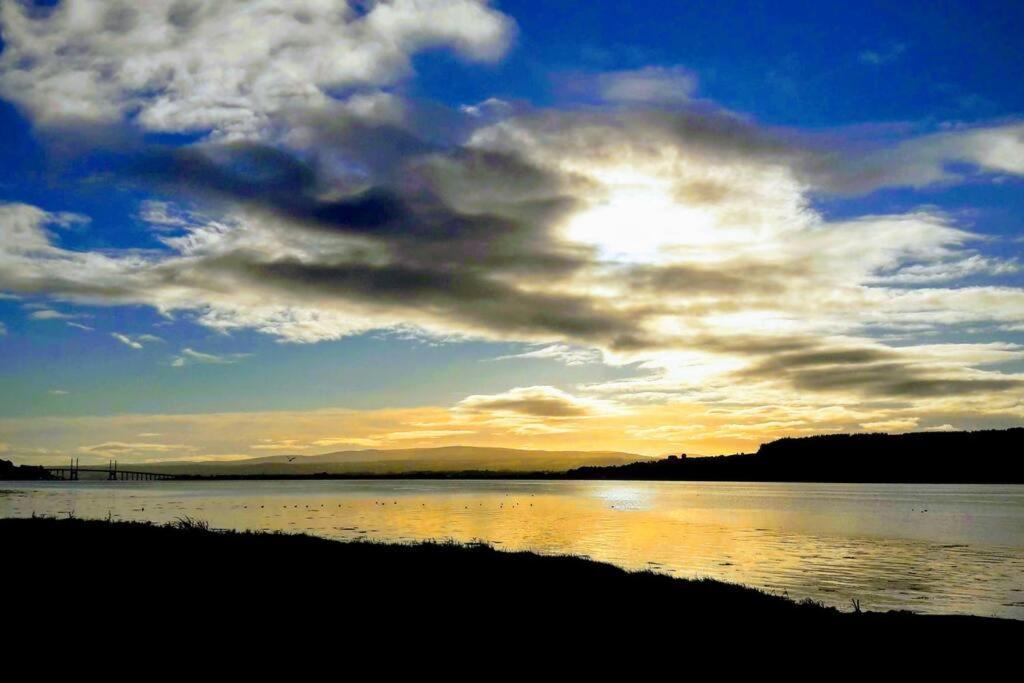 Spacious Sea View Home 5 Miles From Inverness North Kessock Ngoại thất bức ảnh